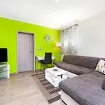 Apartments & Room Anita